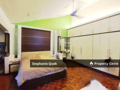 2 Storey Fully Extended Renovated 2000sf 4B3B Facing Playground House For Sale