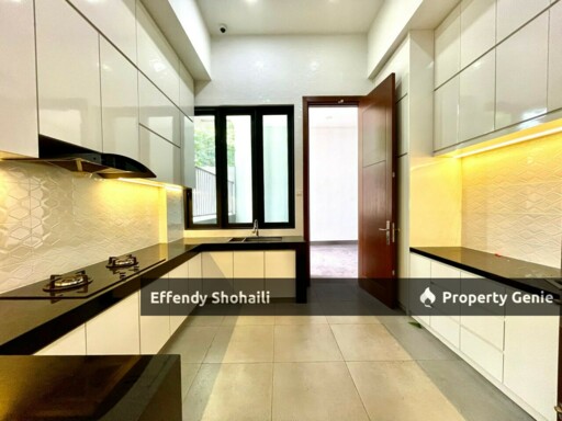 DAMANSARA COUNTRY HEIGHTS MANSION