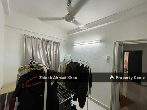 ANGGERIK VILLA 2 SEMENYIH BANDAR TEKNOLOGI KAJANG SELANGOR APARTMENT FOR SALE RENOVATED LOW FLOOR