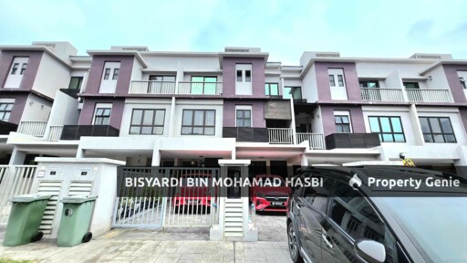 2 STOREY LOWER UNIT THE STRATA TOWNHOUSE, BANDAR PUTERI BANGI, BANGI .