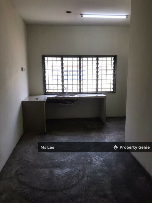 1st Floor Shop Apartment-Taman Sentosa Perdana (Taman Sejahtera) @ Klang -Ready 15/10 or 21/10