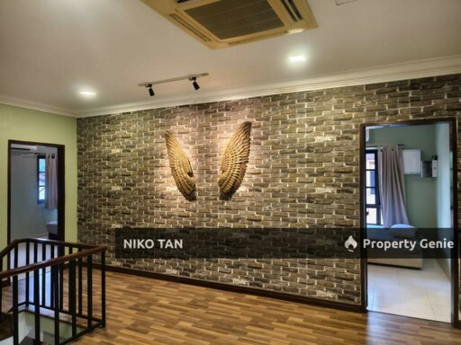 Jalan Dapat Double Storey Bungalow For Rent