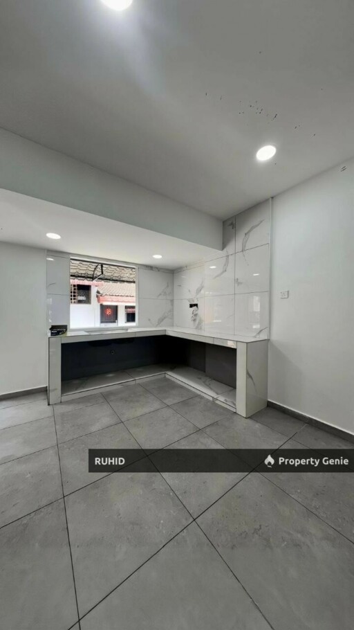 Renovated Single Storey Terrace House Taman Kempas Near AEON Dato Onn & EDL JB