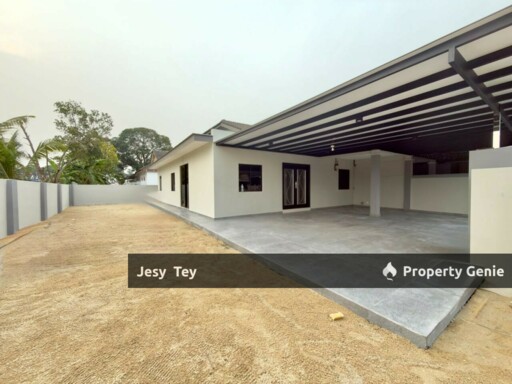 Taman Universiti Single Storey Terrace Corner Lot For Sales