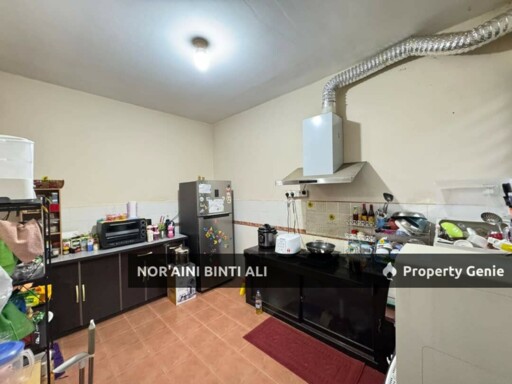 WTS Rumah Teres Setingkat Setengah Damansara Kuantan