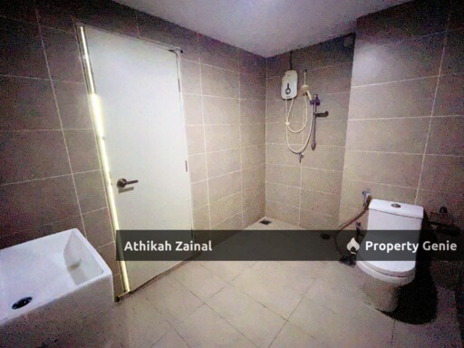 Dsara Sentral, Sungai Buloh, Shah Alam | 2 Room Office For Sale With 1 Parking