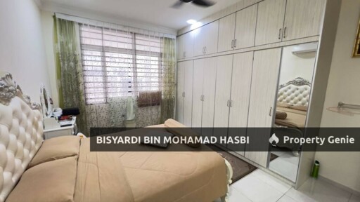 2 Unit Sekali Side By Side 1 Owner Renovated 1.5 Storey Bungalow Taman Senawang Perdana, Senawang.