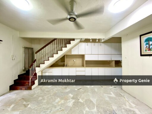 FREEHOLD, ENDLOT & RENOVATED | DOUBLE STOREY TERRACE TAMAN SRI GOMBAK FASA 8 @ BATU CAVES SELANGOR