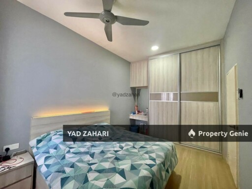 Crescent Park, Bukit Mahkota, Kajang | Townhouse 3+2 Rooms | RM640K - Fully Furnished, Renovated With Bigger Upper Unit