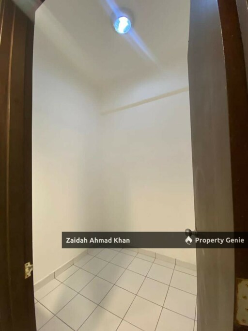 Big Unit Low Level Puteri Palma IOI Putrajaya For Sale View Facing Mall