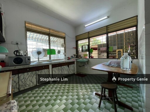 Double Storey Terrace in Island Glades