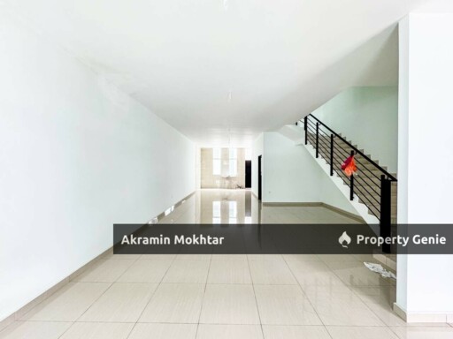 Freehold | 3 Storey Terrace Bangi Avenue