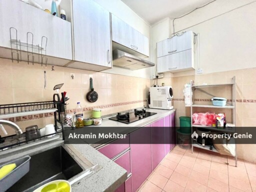 Renovated, Partially Furnished & 2 Parking | Apartment Danaumas, Seksyen 7 @ Shah Alam.
