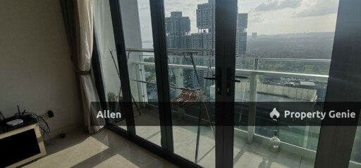 High-Floor Luxury! Fully Furnished 2+1 Bed Imperia @ Puteri Harbour for Rent