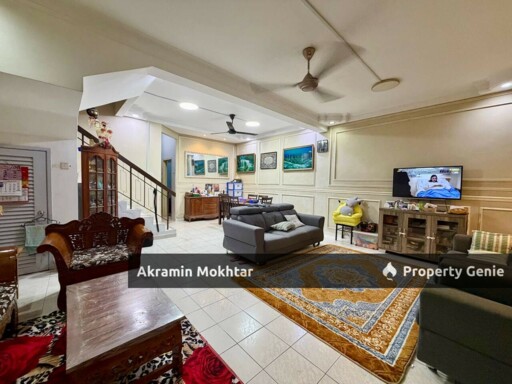 Freehold & Bumi Lot | Double Storey Terrace Taman Pelangi Semenyih, Semenyih