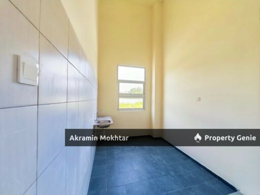 CORNER 2.5 STOREY DETACHED FACTORY TO LEASE Saujana Teknologi Rawang STR