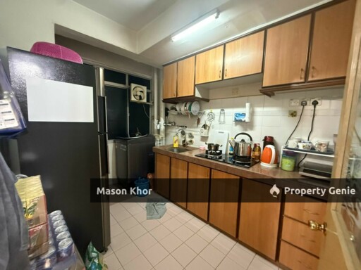 JADE VIEW CONDOMINIUM 721sf FULLY RENO LOW FLOOR BUKIT GAMBIER