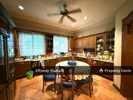 SAUJANA RESORT U2 BUNGALOW SHAH ALAM