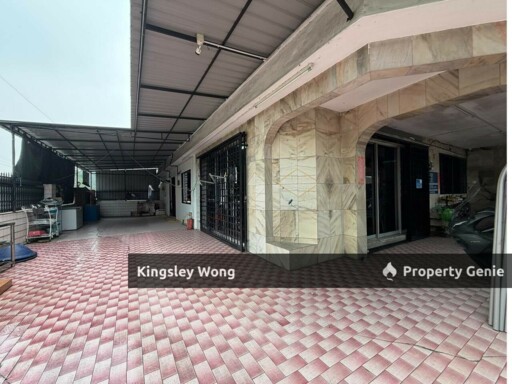 First Garden Silibin Single Storey Corner House Near Schools Mart