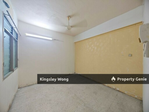 Silibin First Garden Double Storey Terrace House Facing North Simple Renovated Near Menglembu