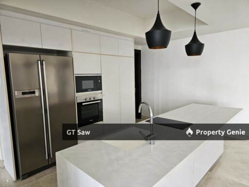 3 Bedroom unit near to Intermark, Short Walk To MRT/LRT Station