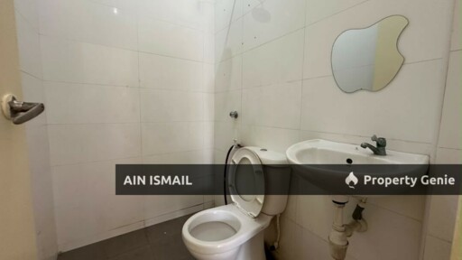 CORNER LOT TERES SETINGKAT KG PADANG PERDANA, KUANTAN