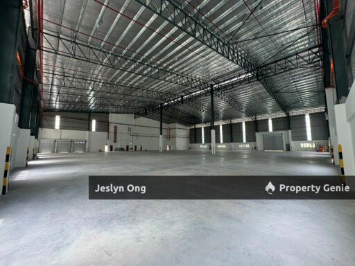 1.5 Storey Detached Factory at Indahpura, Kulai for Rent