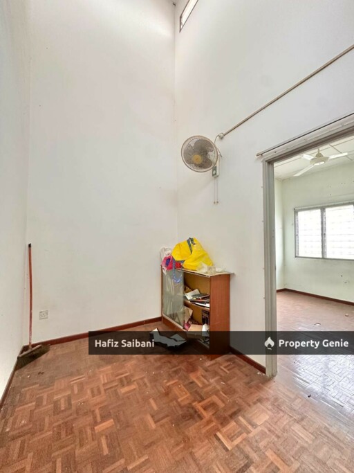 Double Storey Terrace Saujana Utama Sungai Buloh