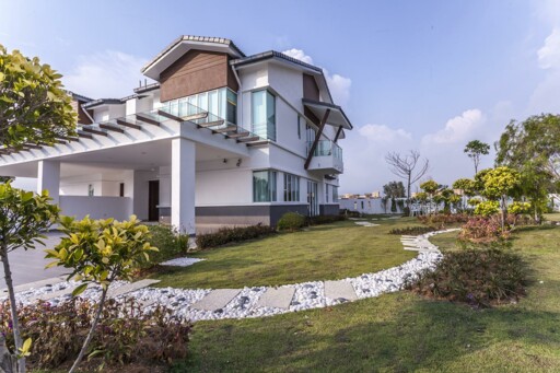 BELLINA VILLAS