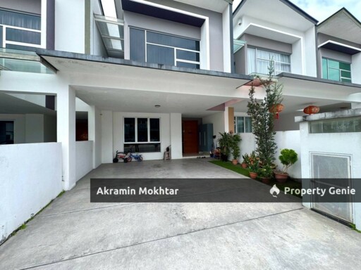 Freehold & Renovated | 2-STOREY TERRACE Parkfield Residences TROPICANA HEIGHTS, KAJANG