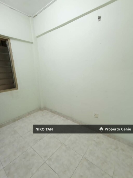For Sale Flat Jln Bunga Daisi, Taman Plentong Utama
