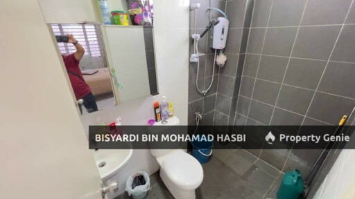 2 Unit Sekali Side By Side 1 Owner Renovated 1.5 Storey Bungalow Taman Senawang Perdana, Senawang.