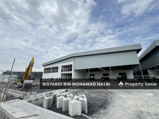 NEW DETACH FACTORY WAREHOUSE, BANDAR BARU ENSTEK NEGERI SEMBILAN .