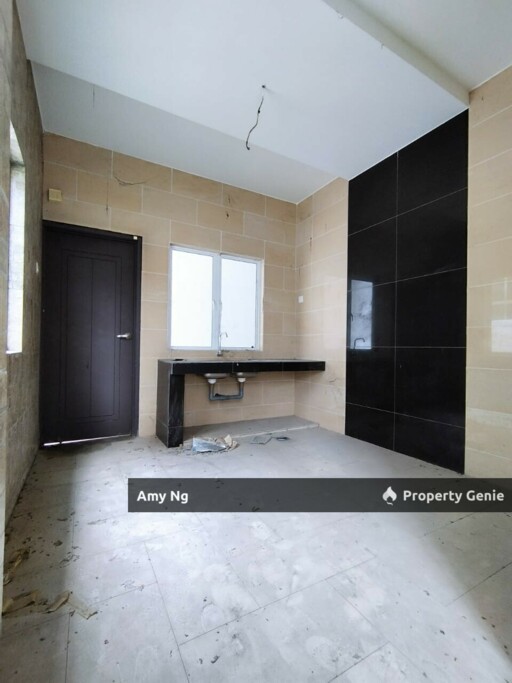 👮‍♀️FreeHold 2.5 Storey Semi D Tasek Ipoh For Sale