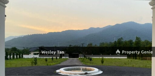 Private 1-Acre Bungalow Estate Alor Gajah Melaka For Rent