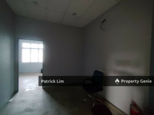 Taman Angkasa Nuri Corner Shop Lot [FOR RENT]