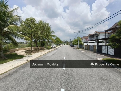 FULLY RENOVATED | LAKE VIEW SEMI-D CLUSTER 2 TINGKAT @ TAMAN DESIRAN BAYU, PUCHONG