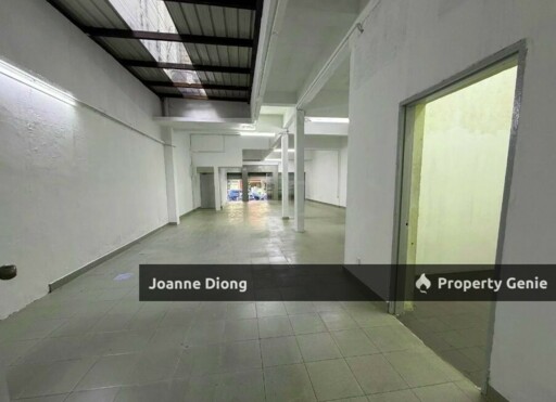 Sek 14 PJ Ground Floor Shop