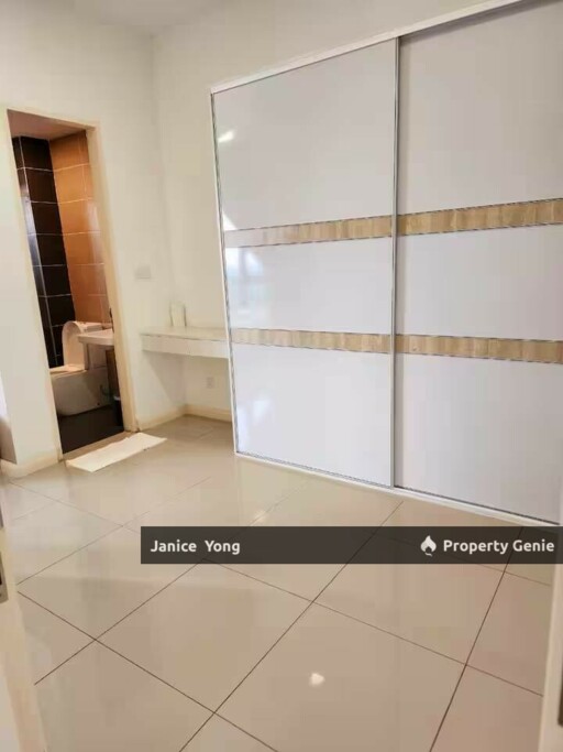 D'Pristine Medini