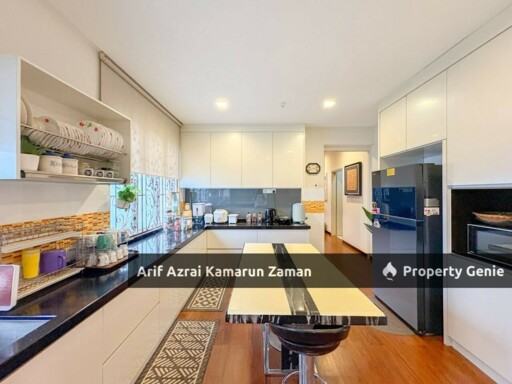 [For Sale] Double Storey Semi-Detached House, Anjung Suasana Bandar Seri Putra, Bangi | 5R5B | RM900,000