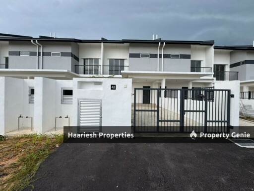 Double Storey House Taman Puncak Warisan