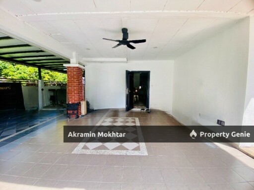 CORNER LOT & RENOVATED | TAMAN TEMPLER SAUJANA RAWANG 3 STOREY BUNGALOW