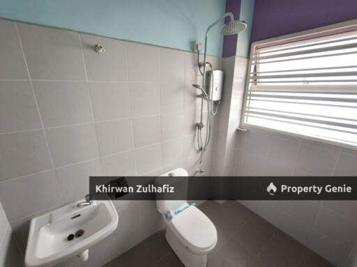 Taman Nuri Durian Tunggal Melaka Semi D Renovated Facing Open For Sale
