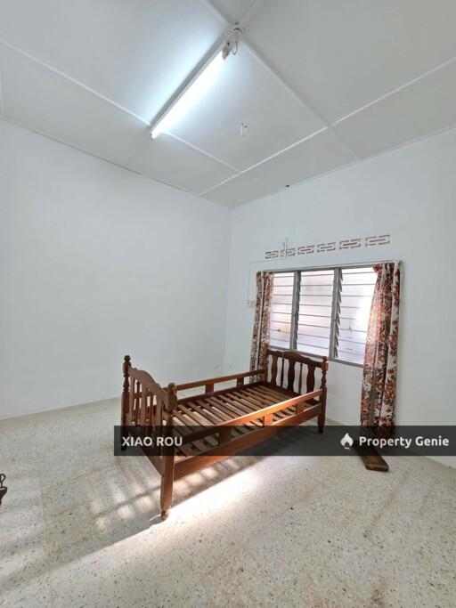 Ujong Pasir Single Storey  For Sale