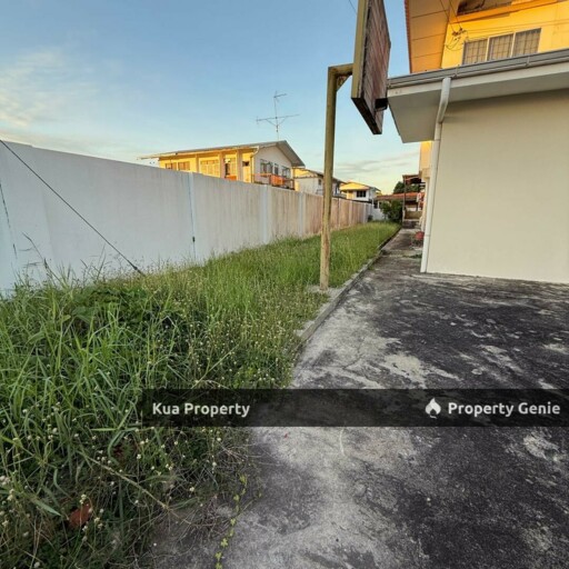 Double Storey Detached House For Sale Location: Jalan Chong Choon, Krokop, Miri
