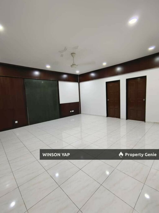 2 Storey Shop Office First Floor Rosmerah Taman Johor Jaya JB Work Place