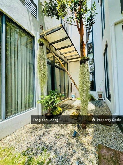 3.5 Storey Luxury Bungalow For Sale @ Ozana Villa