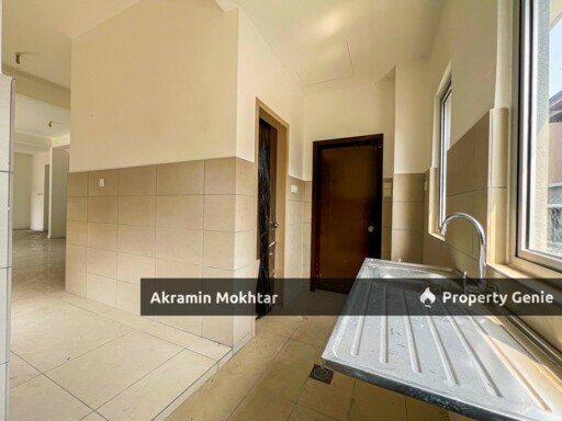 Freehold & Corner Lot | 2 Storey Terrace House Serene Heights Semenyih