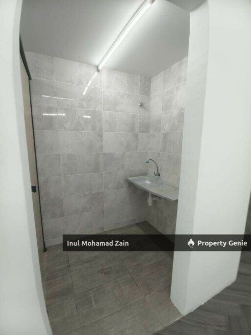 Kenwingston Business Centre, Cyberjaya For Rental