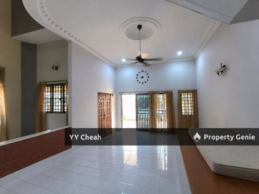 Taman Song Choon Ipoh Gunung Rapat, Seri Botani For Sale 2.5 Storey Semi-D, Good Condition